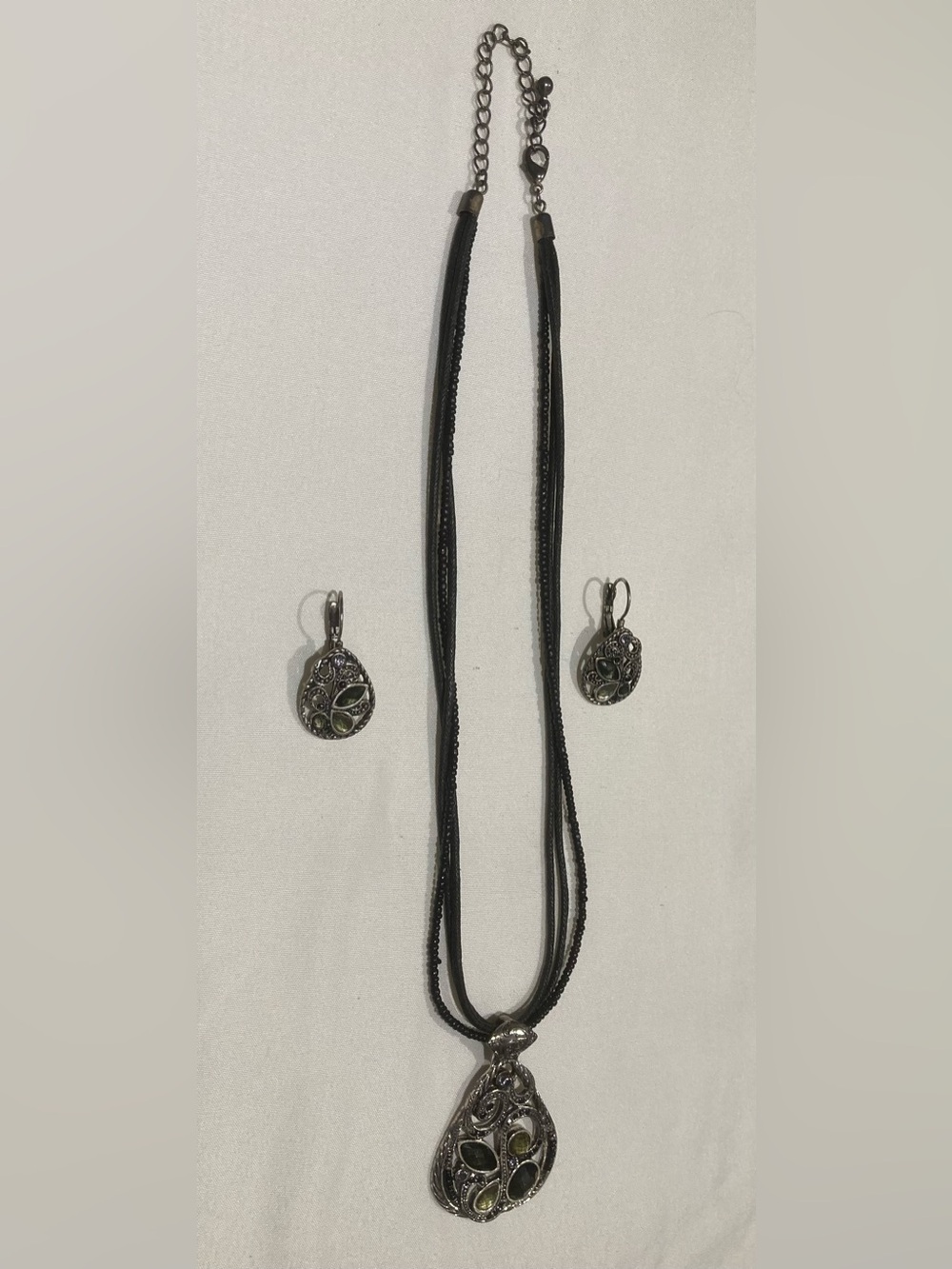 Silver-Tone Green Accent Pendant Necklace & Earring Set